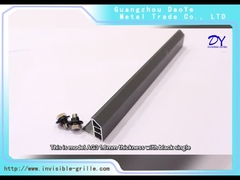 AG3 1.6mm με 304 βίδες με το μαύρο ενιαίο μαξιλάρι 3cm Gap για Protect τα κατοικίδια ζώα ανθίζει