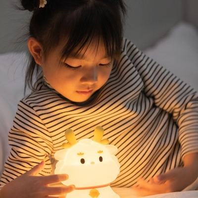 LED USB επαναφορτιζόμενο Dimming Dragon Touch Καρτούν Καλή διακόσμηση κρεβατοκάμαρας Σιλικόνιο baby loung Table Lamp νυχτερινό φως