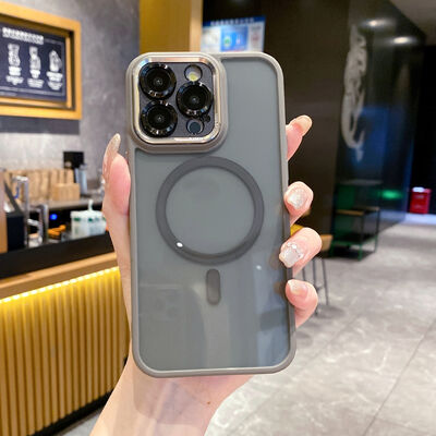 Μαγνητική Ημιδιαφανής Θήκη Τηλεφώνου Ανθεκτική σε Κραδασμούς για iPhone 17