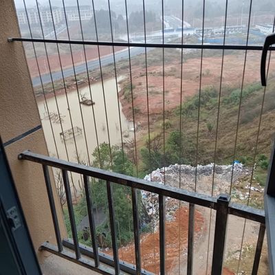 Προσαρμόσιμη σχάρα ασφαλείας μπαλκόνι 316 βαθμού δομή ατσάλινου σύρματος